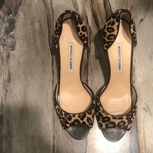 MANOLO BLAHNIK
Ponyhair Animal Print D'Orsay Pumps